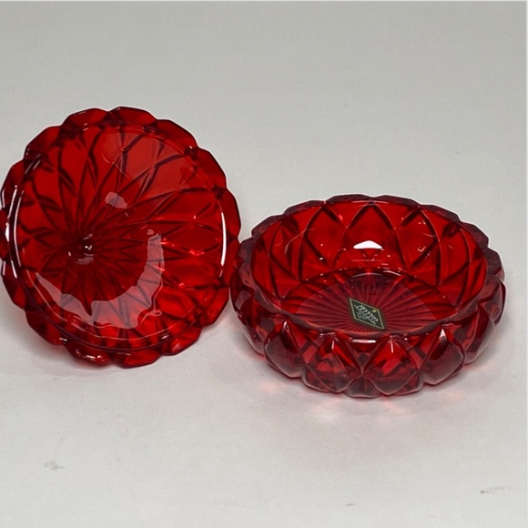 Vintage Shannon Designs of Ireland Lead Crystal Red Glass Candy Dish With Lid - Picture 5 of 14